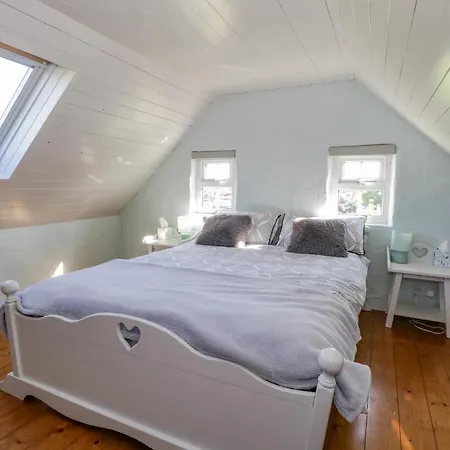 Tigh Mhicheal Phaidin بيت للعطل *